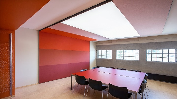 OneSpace creates the feeling of daylight - hotel room lighting
