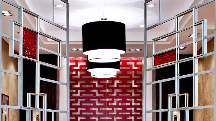Philips ExpertColor LED spotlights store lighting