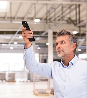 connected lighting for warehouses