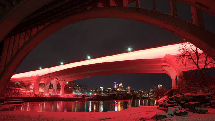 Minneapolis I-35 Bridge Installation in red